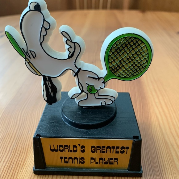 ALL 8 INCLUDED Vintage Peanuts Aviva Trophies 50’s to early 70’s - Picture 12 of 13